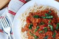 Slow Cooker Bolognese: Made for Everyone