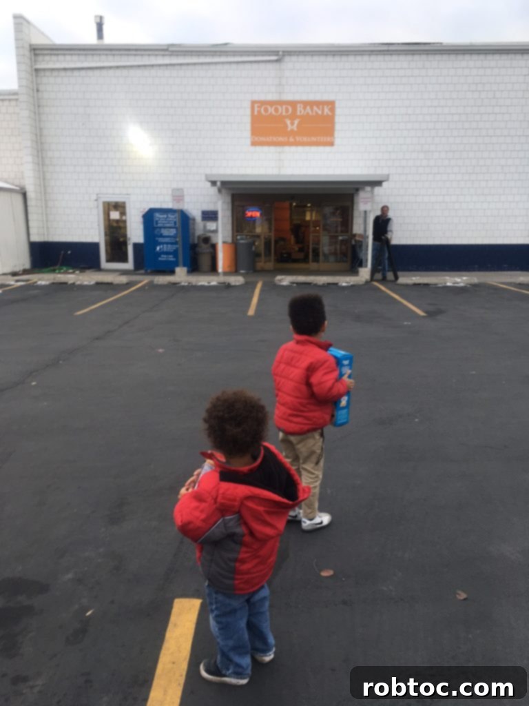 List of allergy-friendly items for your local food bank by AllergyAwesomeness.com