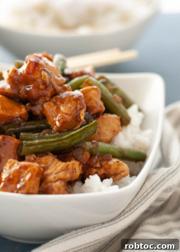 Black Pepper Chicken & Green Beans (Gluten-Free) 2 Delicious Black Pepper Chicken and Green Beans served with fluffy white rice, ready to eat