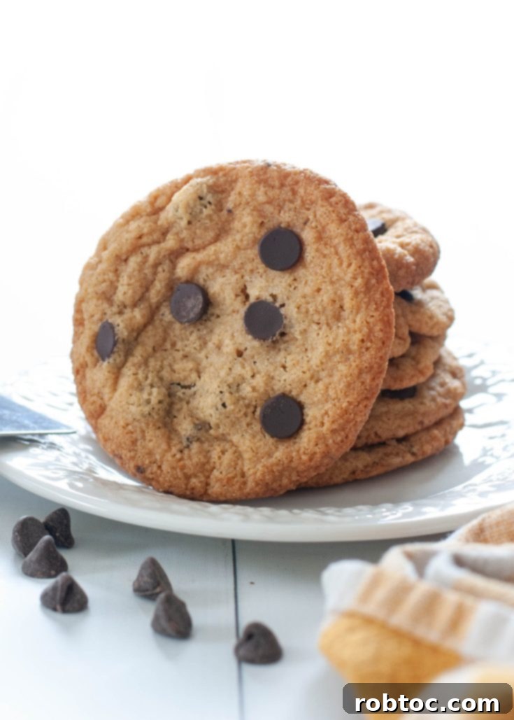 Pin this delicious almond flour chocolate chip cookie recipe for later!
