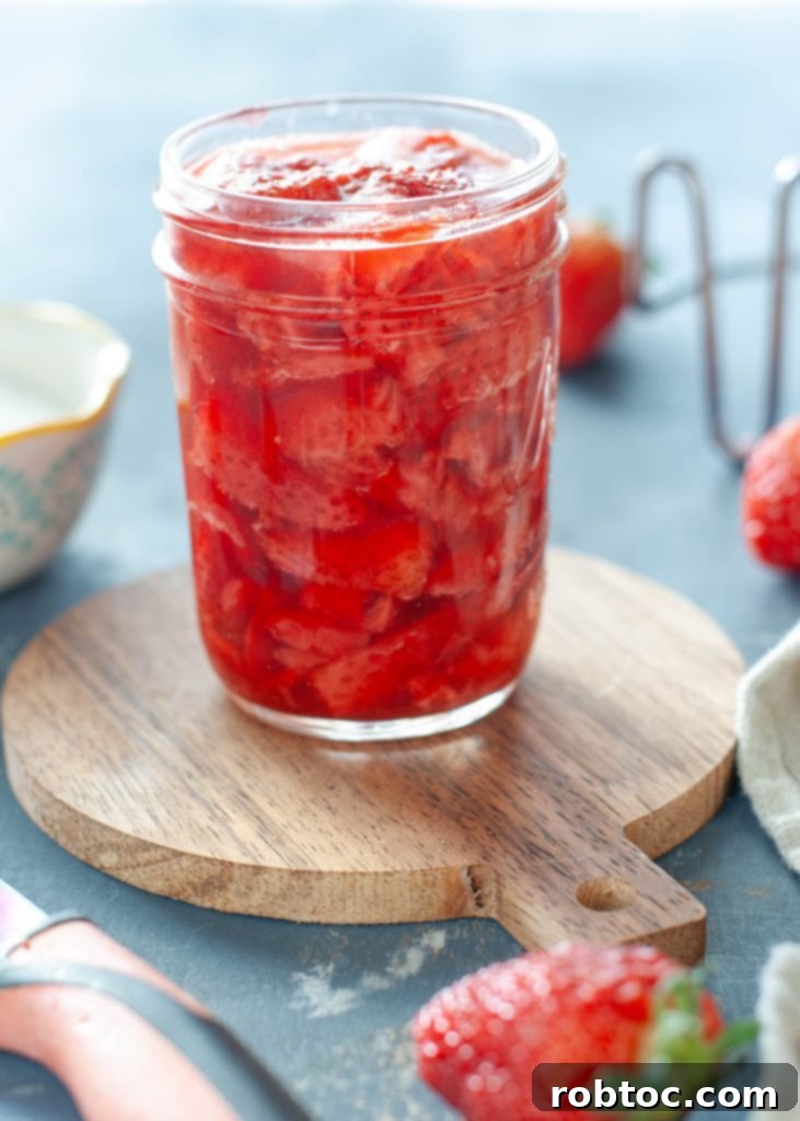 Effortless Two-Ingredient Strawberry Compote 37 strawberry-compote-recipe